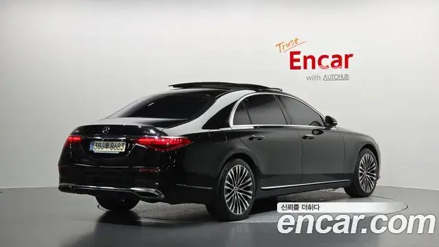 Mercedes-Benz S-Class 2021 — Photo 2/20