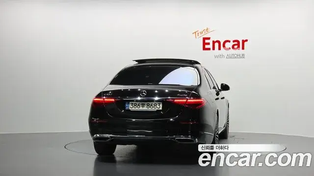 Mercedes-Benz S-Class 2021 — Photo 4/20