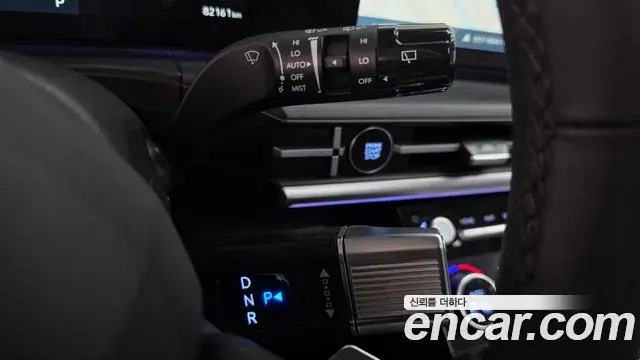 Hyundai Santa Fe 2023 — Фото 9/20