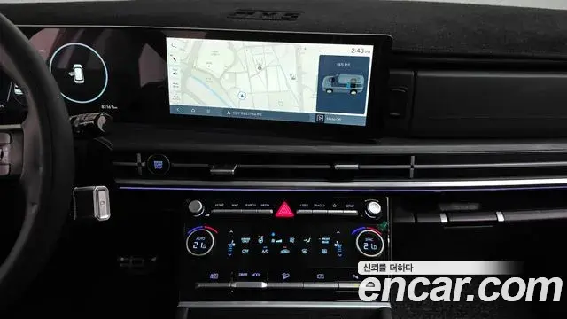 Hyundai Santa Fe 2023 — Фото 12/20
