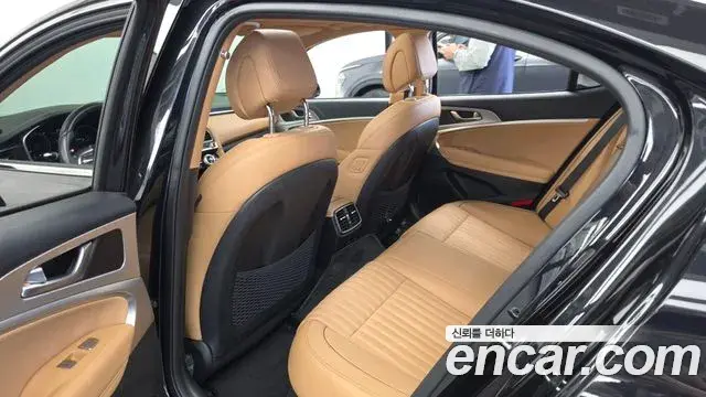 Genesis G70 2021 — ფოტო 9/34