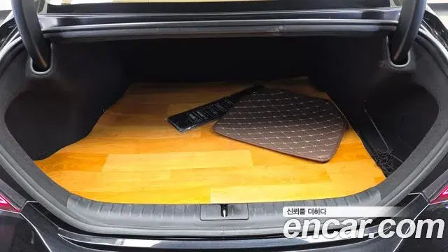 Genesis G70 2021 — ფოტო 2/34