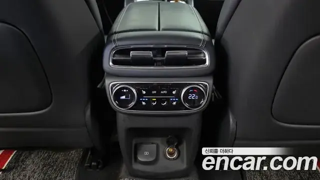 Genesis GV80 2020 — Photo 19/20