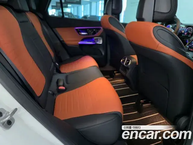 Mercedes-Benz GLC-Class 2026 — Фото 9/18