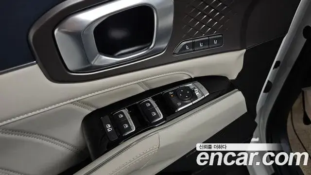 Kia Sorento 2024 — Photo 18/20