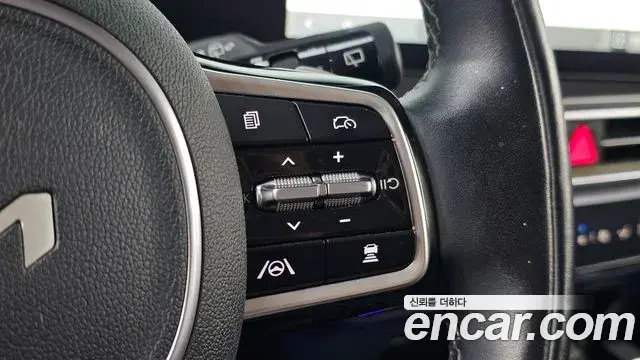 Kia Sorento 2023 — Фото 15/20