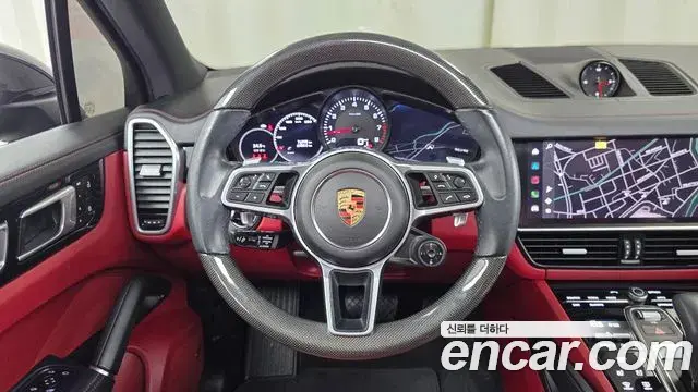 Porsche Cayenne 2022 — Фото 12/20