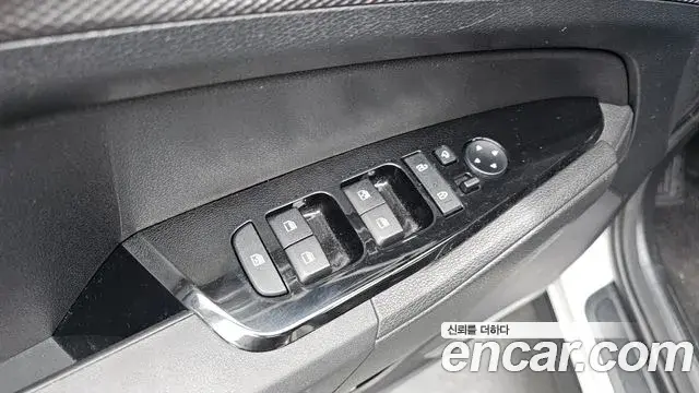 Kia Sportage 2021 — Фото 16/20