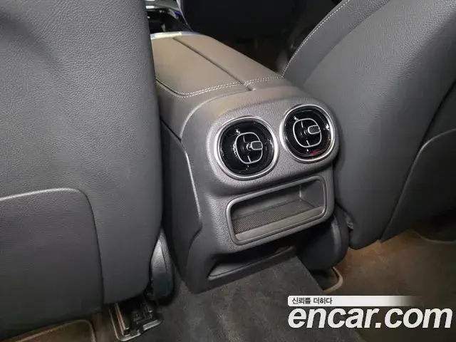 Mercedes-Benz GLC-Class 2025 — Фото 16/19
