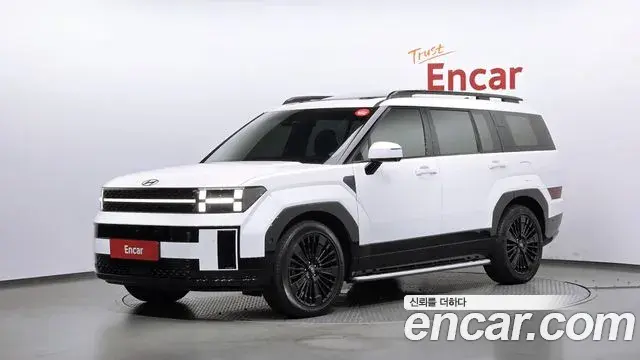 Hyundai Santa Fe 2023 — Фото 1/20