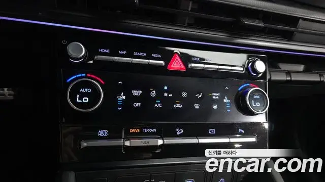 Hyundai Santa Fe 2023 — Фото 18/20