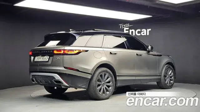 Land Rover Range Rover Velar 2019 — ფოტო 11/20