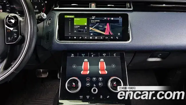 Land Rover Range Rover Velar 2019 — ფოტო 6/20