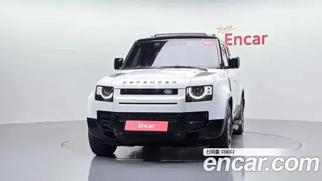 Land Rover Defender 2025 — Фото 3/20