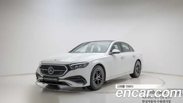 Mercedes-Benz E-Class 2026 — Photo 9/20