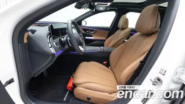 Mercedes-Benz E-Class 2026 — Photo 14/20