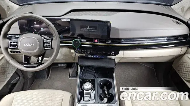 Kia Carnival 2024 — Photo 7/20