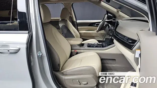 Kia Carnival 2024 — Photo 12/20