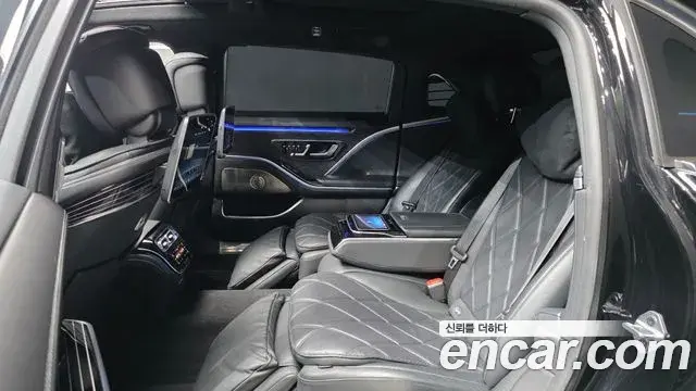 Mercedes-Benz S-Class 2021 — Фото 11/20