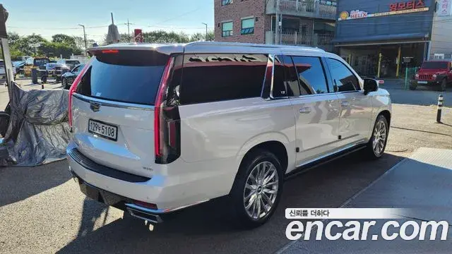 Cadillac Escalade 2021 — ფოტო 3/39
