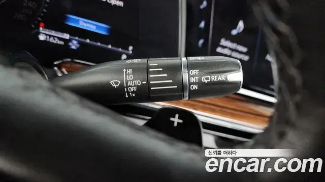 Cadillac Escalade 2021 — ფოტო 39/39