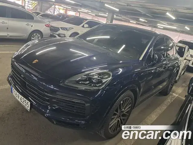Porsche Cayenne 2021 — Фото 2/9