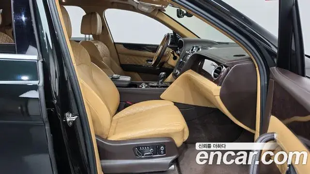 Bentley Bentayga 2018 — Photo 20/47