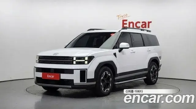 Hyundai Santa Fe 2025 — Фото 1/20