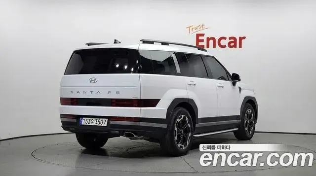 Hyundai Santa Fe 2025 — Фото 2/20