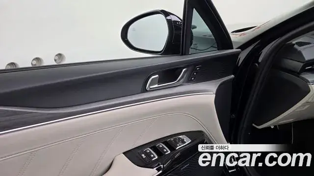 Kia K5 2025 — ფოტო 26/39