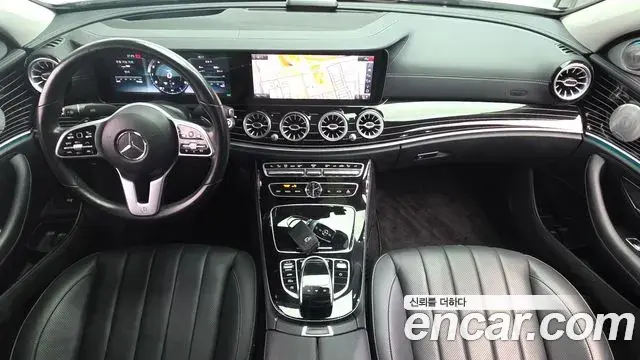 Mercedes-Benz E-Class 2020 — Фото 7/20