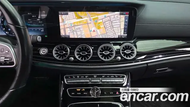 Mercedes-Benz E-Class 2020 — Фото 15/20
