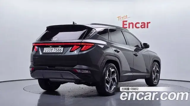 Hyundai The New Tucson 2021 — Фото 2/20
