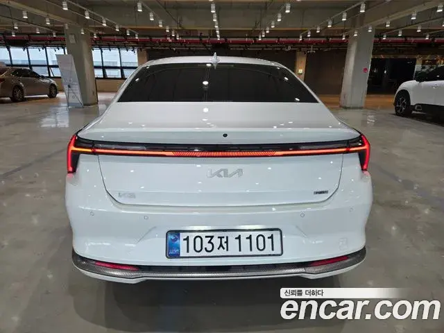 Kia K8 2025 — Photo 37/51