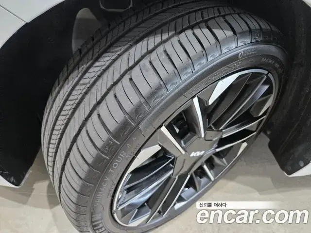 Kia K8 2025 — Photo 38/51