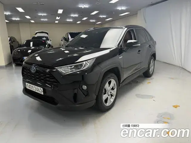 Toyota RAV4 2020 — Photo 1/20