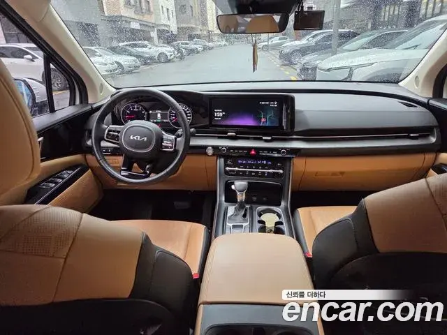 Kia Carnival 2023 — Фото 6/15