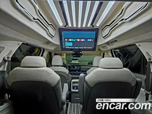 Kia Carnival 2024 — Şəkil 9/20