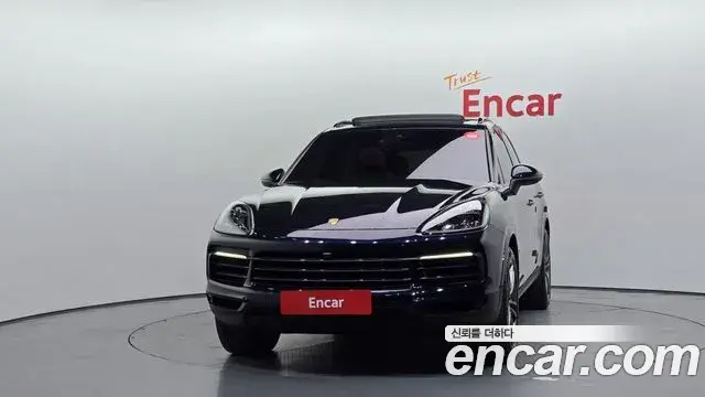Porsche Cayenne 2020 — Фото 3/20