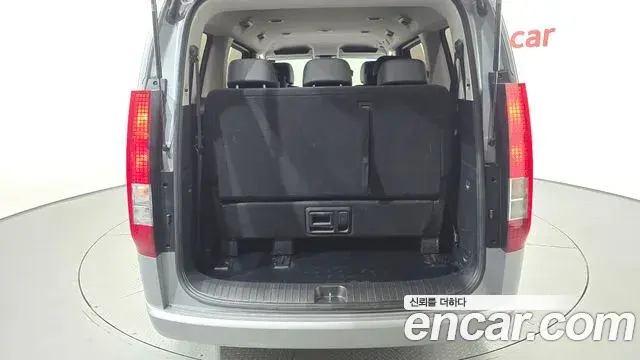 Hyundai Staria 2025 — Фото 16/20