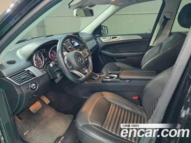 Mercedes-Benz GLE-Class 2018 — Фото 8/20