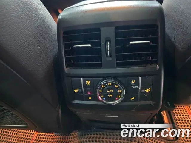 Mercedes-Benz GLE-Class 2018 — Фото 17/20