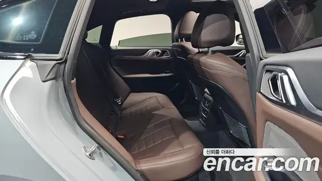 BMW 4 Series 2021 — Photo 11/20