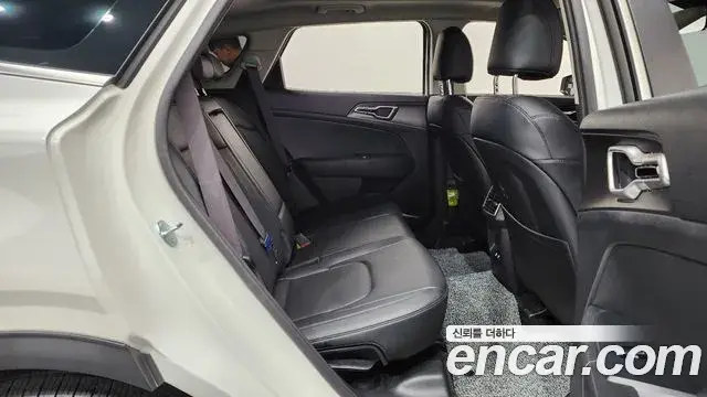 Kia Sportage 2025 — Фото 11/20