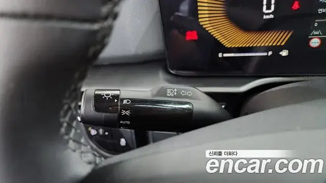 Kia Sportage 2025 — Şəkil 29/33