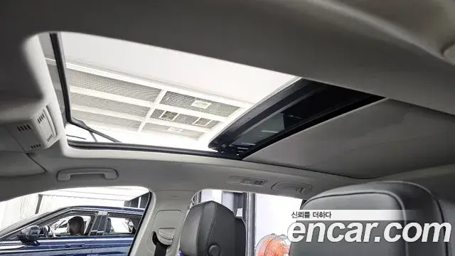 Volkswagen Tiguan 2020 — ფოტო 19/20