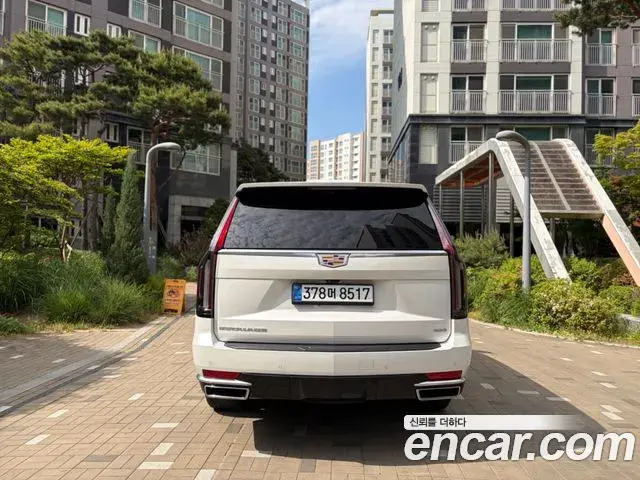 Cadillac Escalade 2022 — Photo 15/20