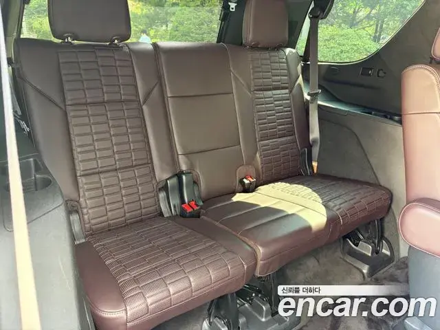 Cadillac Escalade 2022 — Photo 2/20