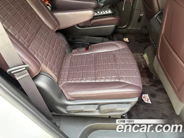Cadillac Escalade 2022 — Photo 1/20