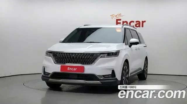 Kia Carnival 2023 — Фото 3/20